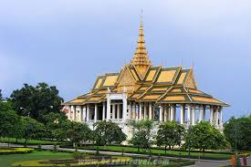 Xe đón khách khởi hành đi tour campuchia Xe đón khách khởi hành đi tour campuchia