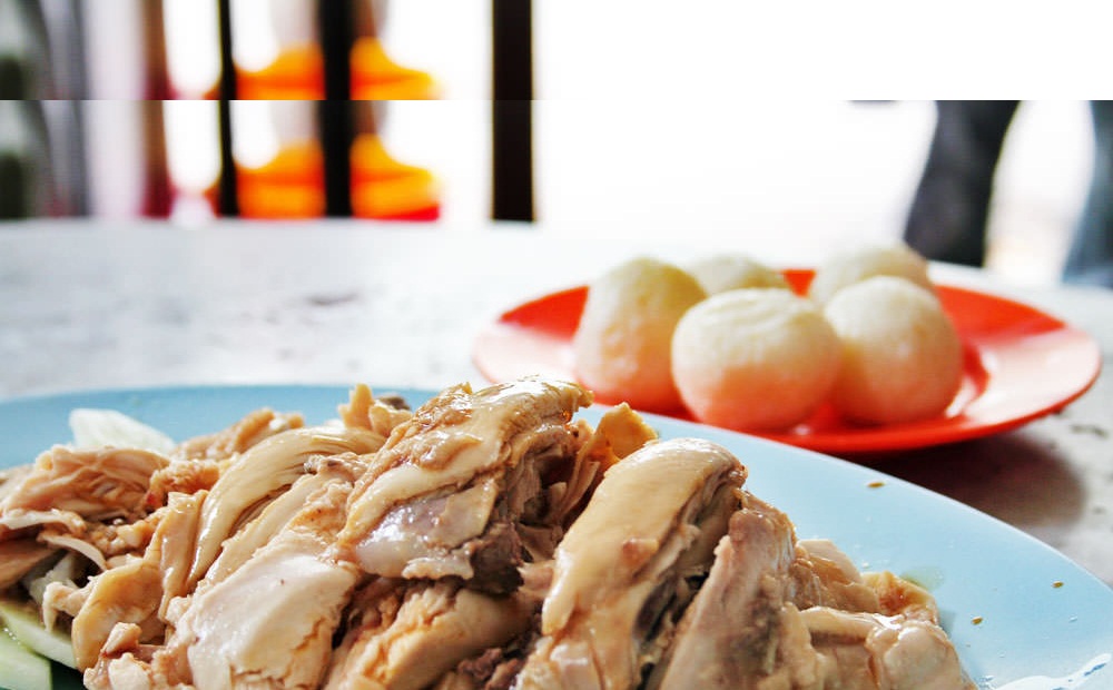 Cơm gà viên Kedai Kopi Chung Wah