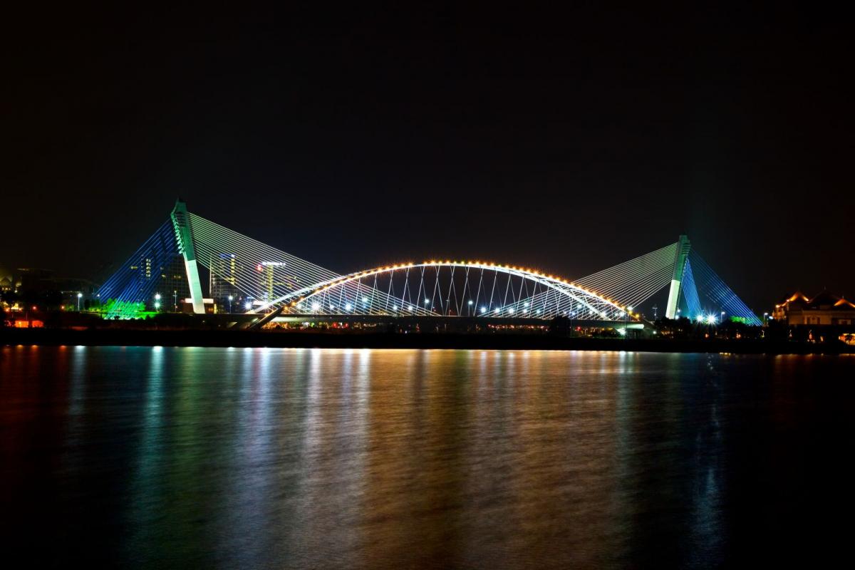 Những cây cầu ở Putrajaya