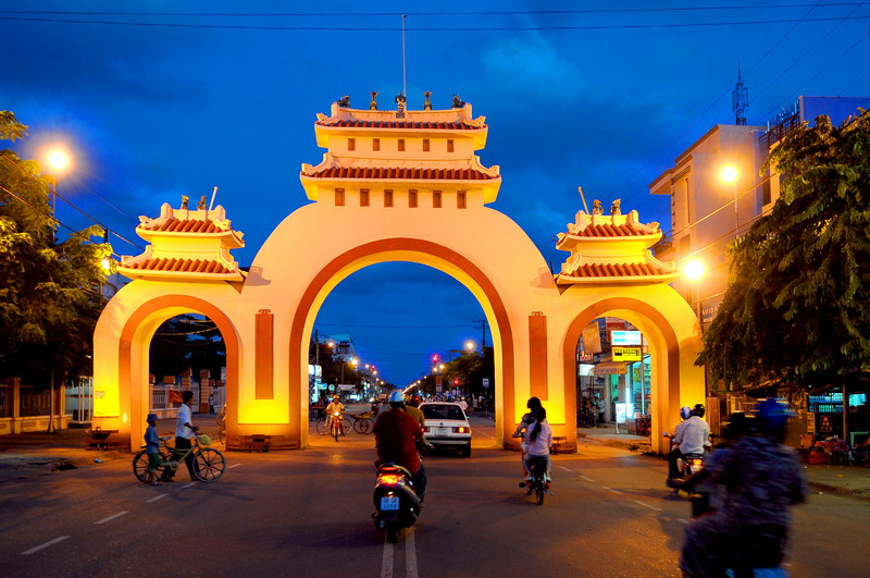 DU LICH MIEN TAY: SAI GON - VINH LONG - RACH GIA - CA MAU - CAN THO ( 4 NGAY 3 DEM)