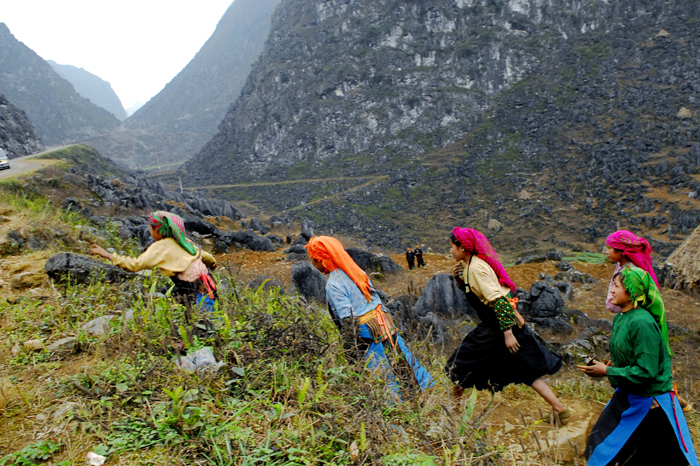 DU LICH HA GIANG: ĐỒNG VĂN - LŨNG CÚ - MÈO VẠC (3 Ngày 2 Đêm)