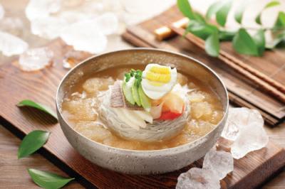 Thưởng thức món gà tuyết Tây Tạng