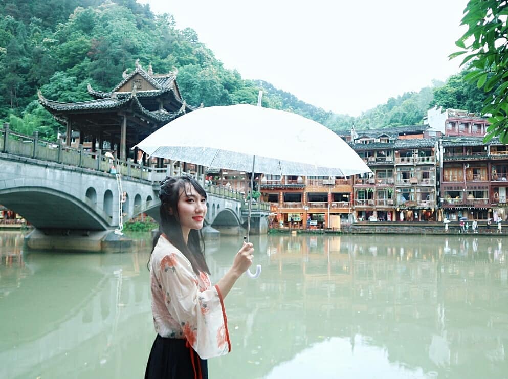 4 mùa đi Phượng Hoàng Cổ Trấn nên mặc gì? 4 mùa đi Phượng Hoàng Cổ Trấn nên mặc gì?