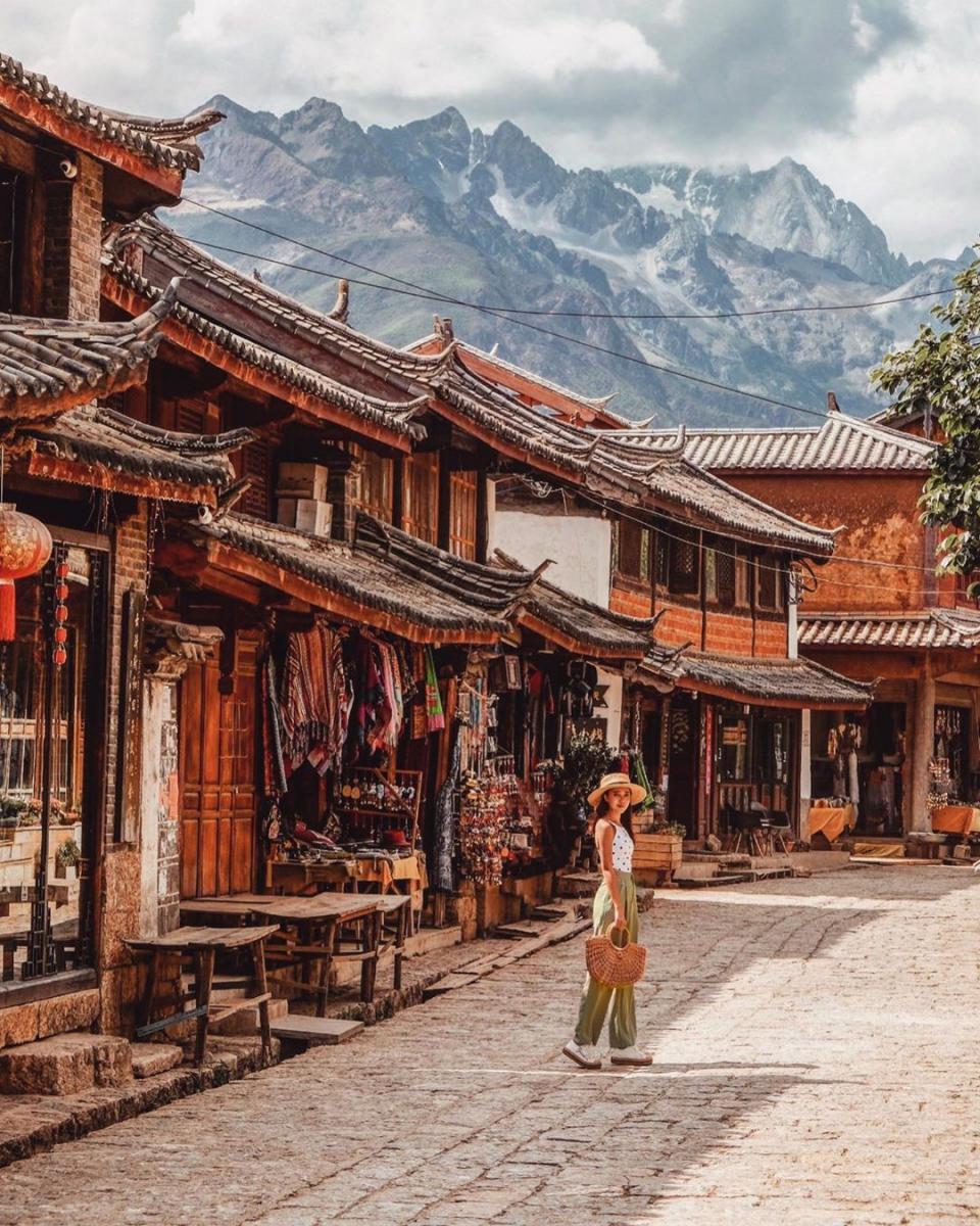 Đi Lệ Giang Shangrila tự túc hay theo tour? Đi Lệ Giang Shangrila tự túc hay theo tour?
