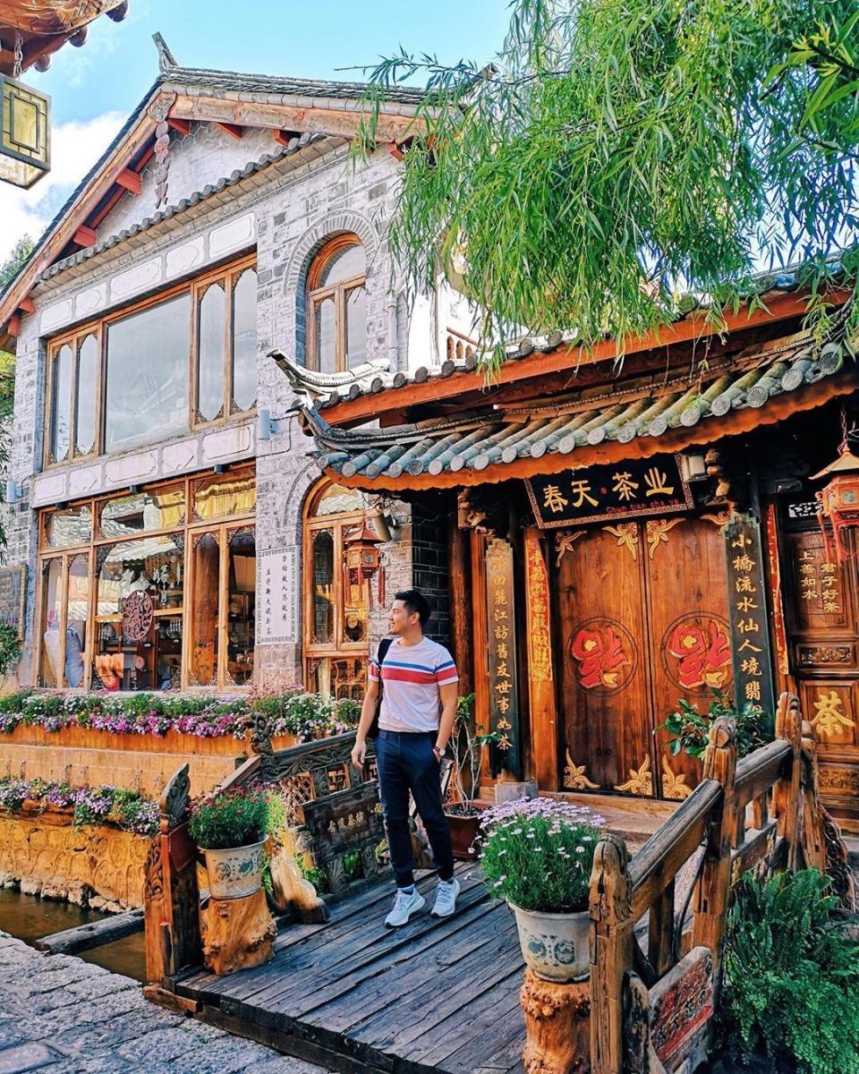 Đi tour du lịch Lệ Giang máy bay hay tàu? Đi tour du lịch Lệ Giang máy bay hay tàu?