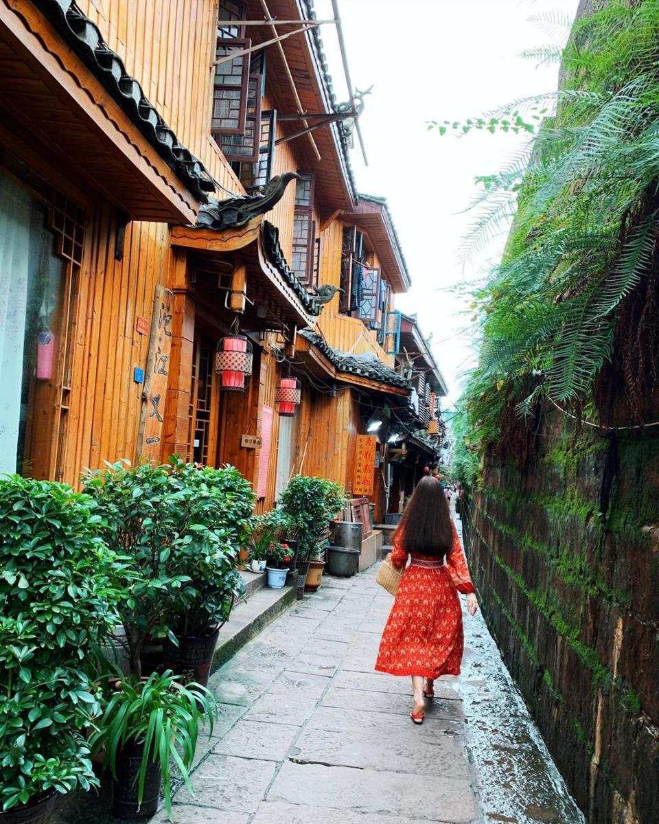 Tại sao nên đi du lịch Phượng Hoàng Cổ Trấn theo tour? Tại sao nên đi du lịch Phượng Hoàng Cổ Trấn theo tour?