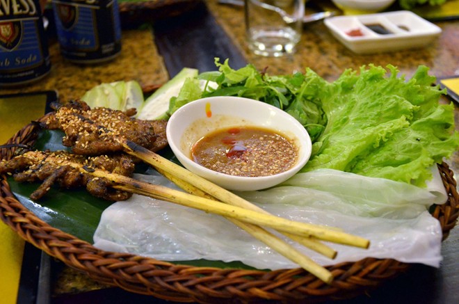 Bánh ướt-Thịt nướng