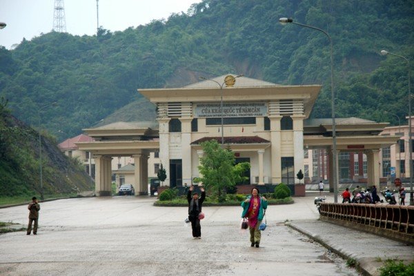 cửa khẩu Nậm Cắn