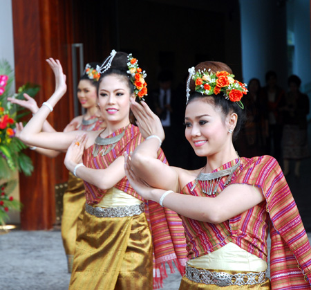 dan-ca-lao dan-ca-lao