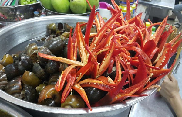 gỏi ốc bươu