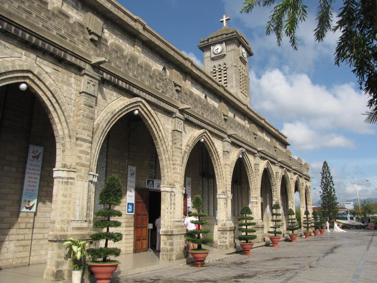 Nhà Thờ Núi