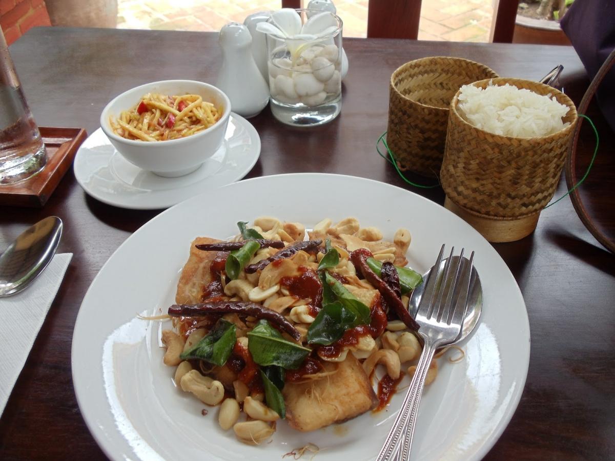 do-an-o-vientiane-lao do-an-o-vientiane-lao
