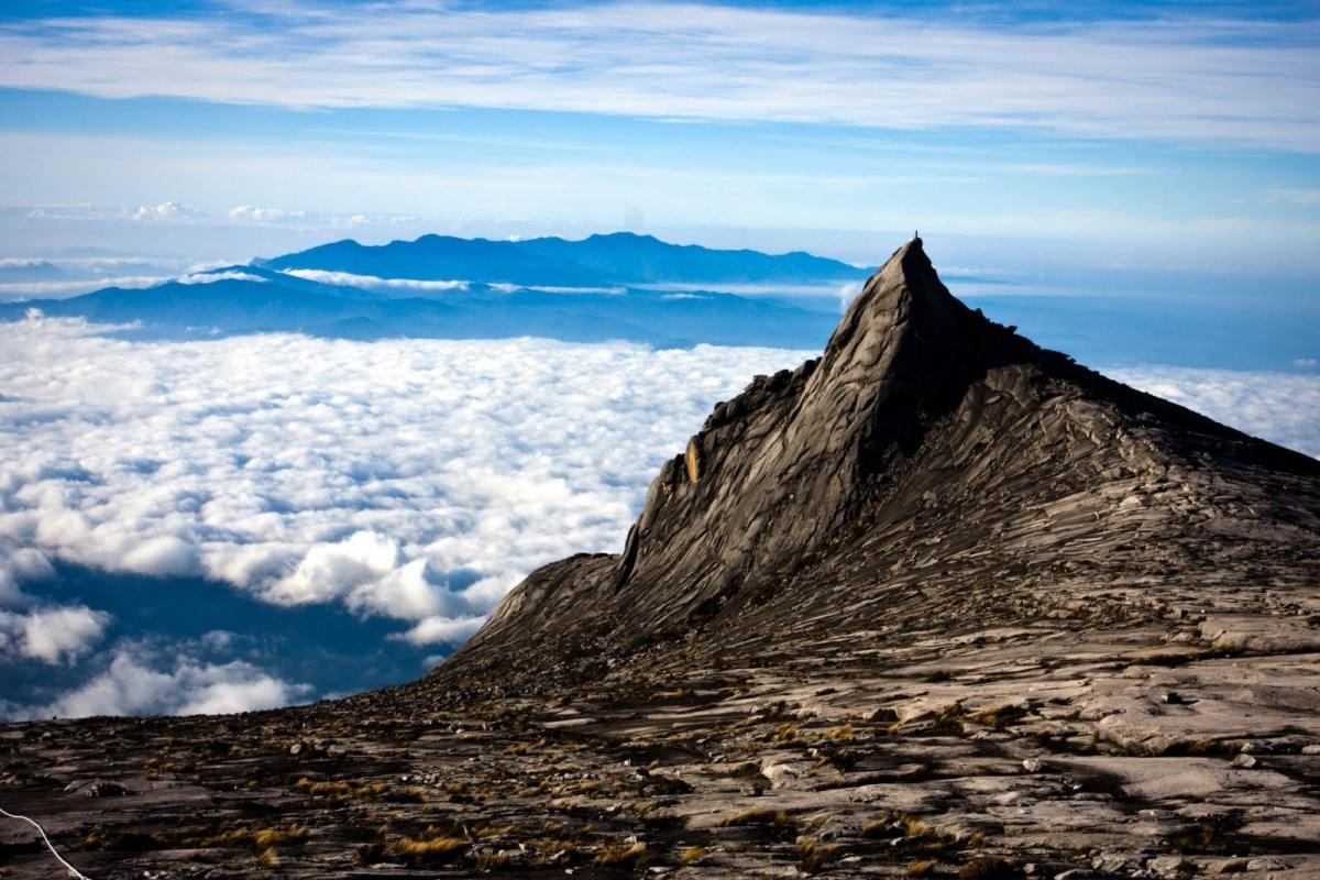 du-lich-malaysia-kham-pha-mount-kinabalu du-lich-malaysia-kham-pha-mount-kinabalu
