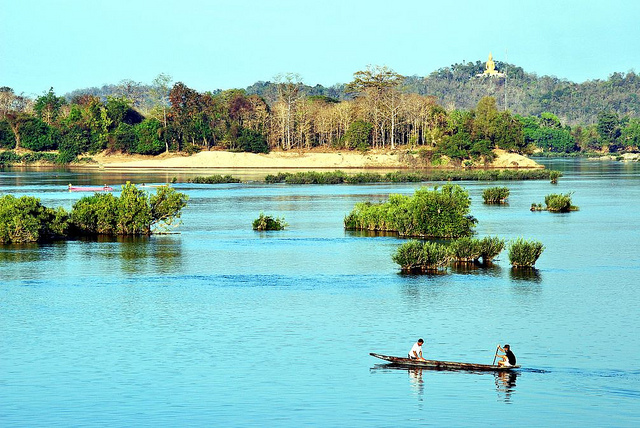 tour du lịch lào