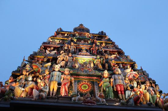 sri-mariamman-temple sri-mariamman-temple