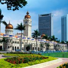 Tháng 9 du lịch Malaysia xem lễ hội nhảy tháp Kuala Lumpur