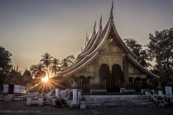 Viếng thăm chùa Xieng Thong
